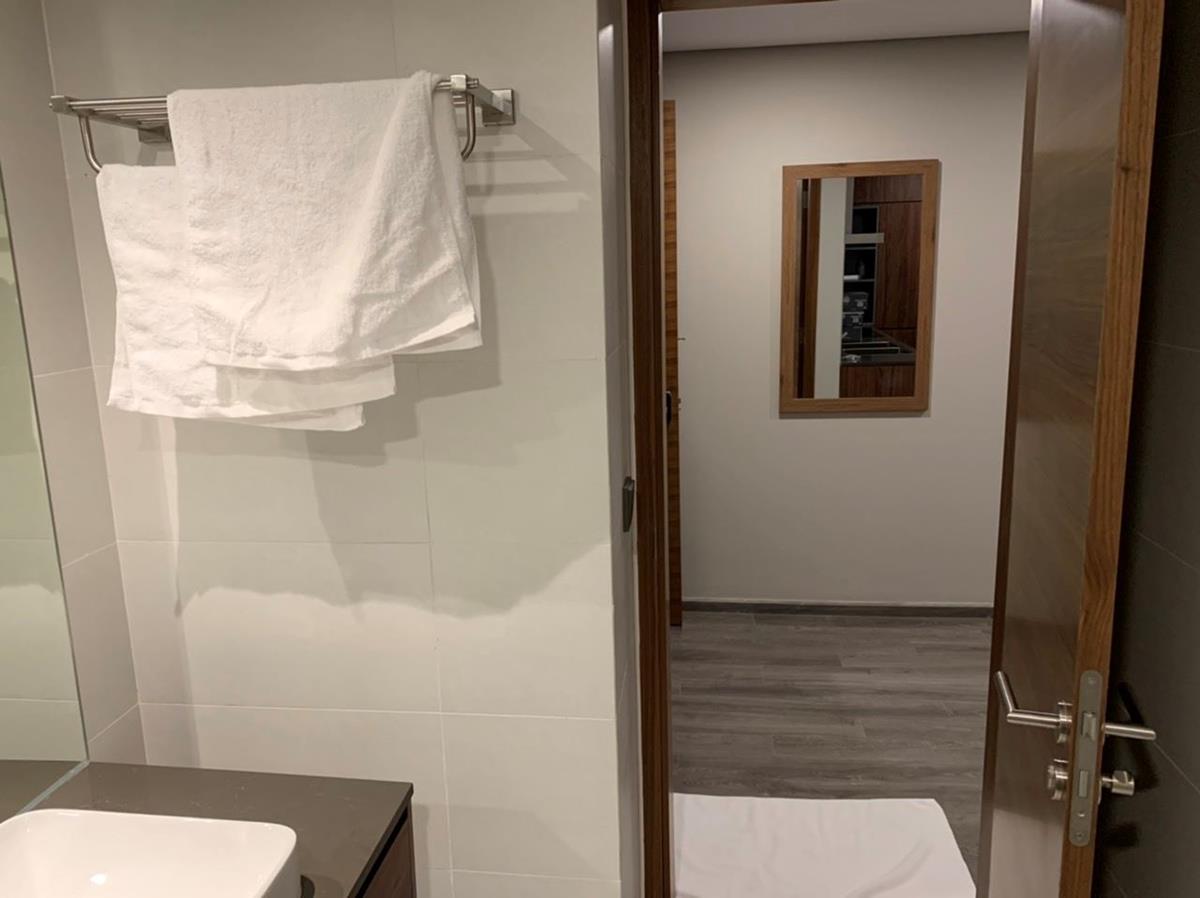 Tôi chính chủ cần bán căn hộ thông tầng 1pn tại pentstudio tây hồ.