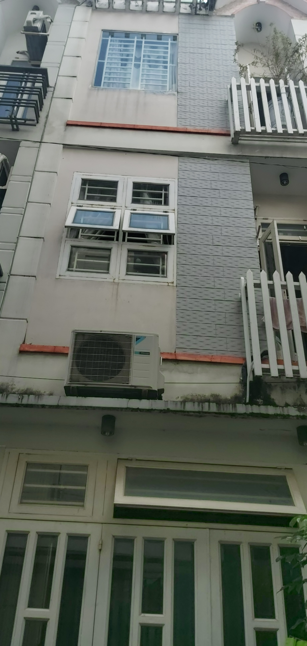 Bán nhà HXH đường Quang Trung, P8, Gò Vấp, 1 trệt 2 lầu, Dt 50m2, 4Pn
