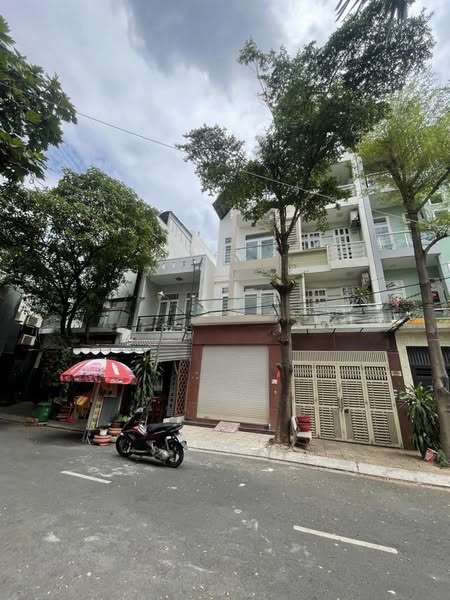 MTien, Q Tân Phú Tân Sơn Nhì, cạnh Tân Bình.