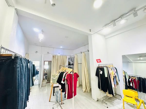 Mặt Tiền luỹ Bán Bích – 4×20 giá 12 Tỷ